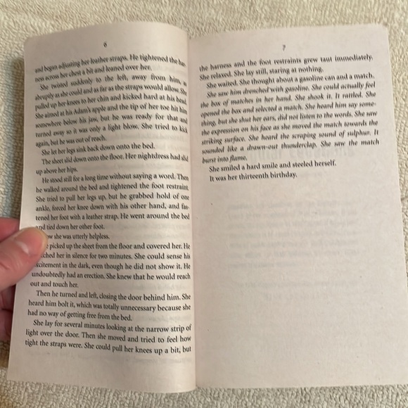 📚2/$6  The Girl Who Played with Fire #2 in the Millennium Series - Picture 10 of 12